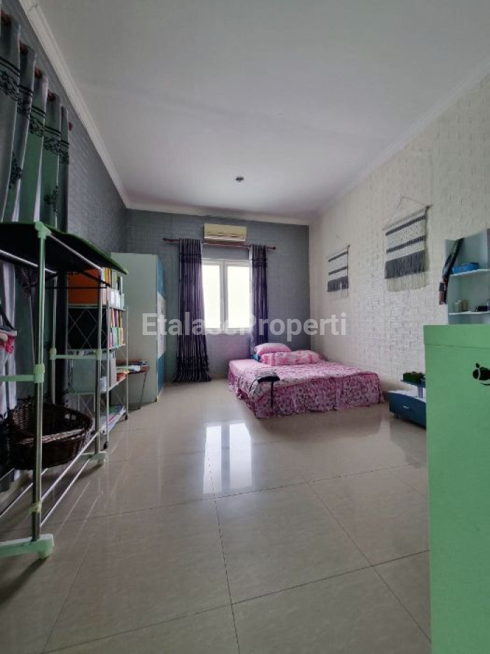 Foto properti Rumah Wisata Bukit Mas I Cluster Alexandria Semi Furnish Strategis Area Surabaya Barat 6