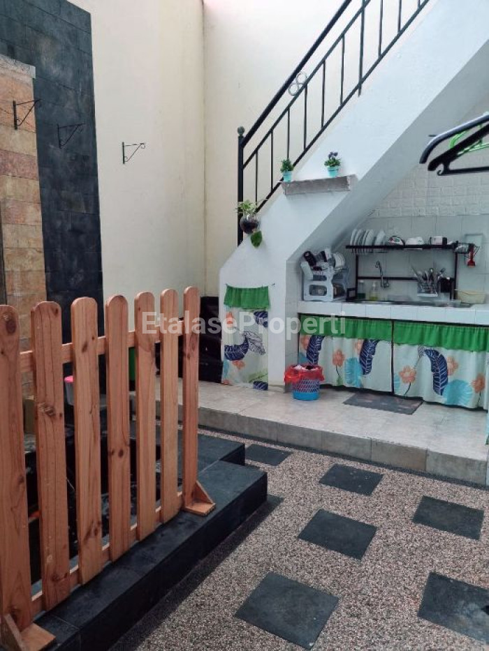 Foto properti Rumah Wisata Bukit Mas I Cluster Alexandria Semi Furnish Strategis Area Surabaya Barat 7