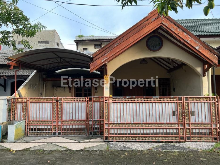 Foto properti RUMAH PONDOK TJANDRA LUAS MURAH 1