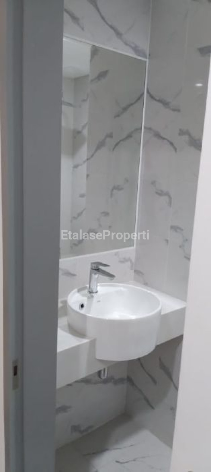 Foto properti Apartemen CBD Tower A Type STUDIO Kosongan View  CITY Di Surabaya Barat 2
