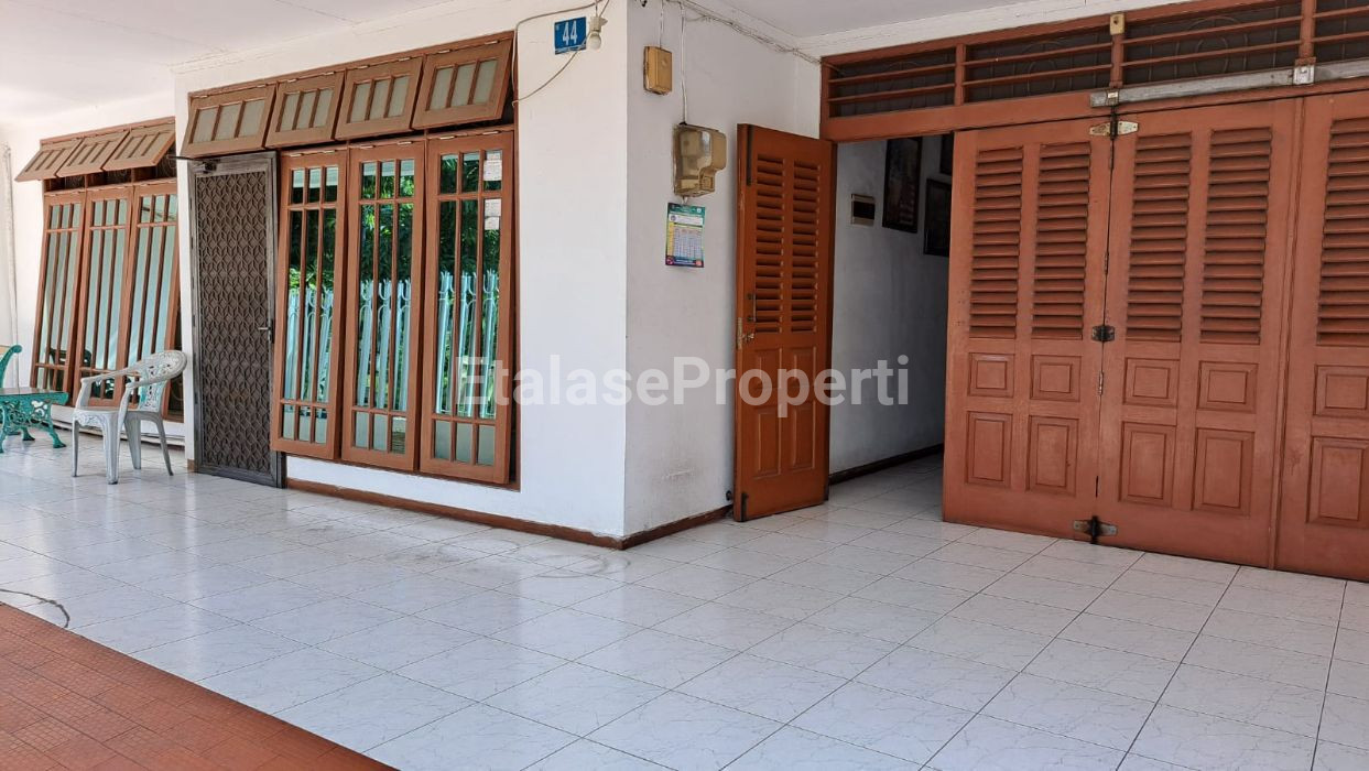 Foto properti JUAL RUMAH LUAS RUNGKUT ASRI BARAT DEKAT UPN MERR ITS UKP COCOK BUAT KOS 3