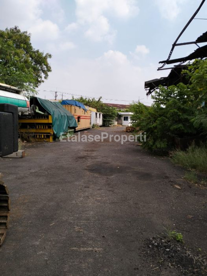 Foto properti Langka Gudang Margomulyo, Strategis! 1