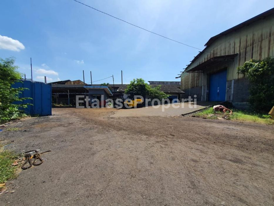 Foto properti Langka Gudang Margomulyo, Strategis! 2