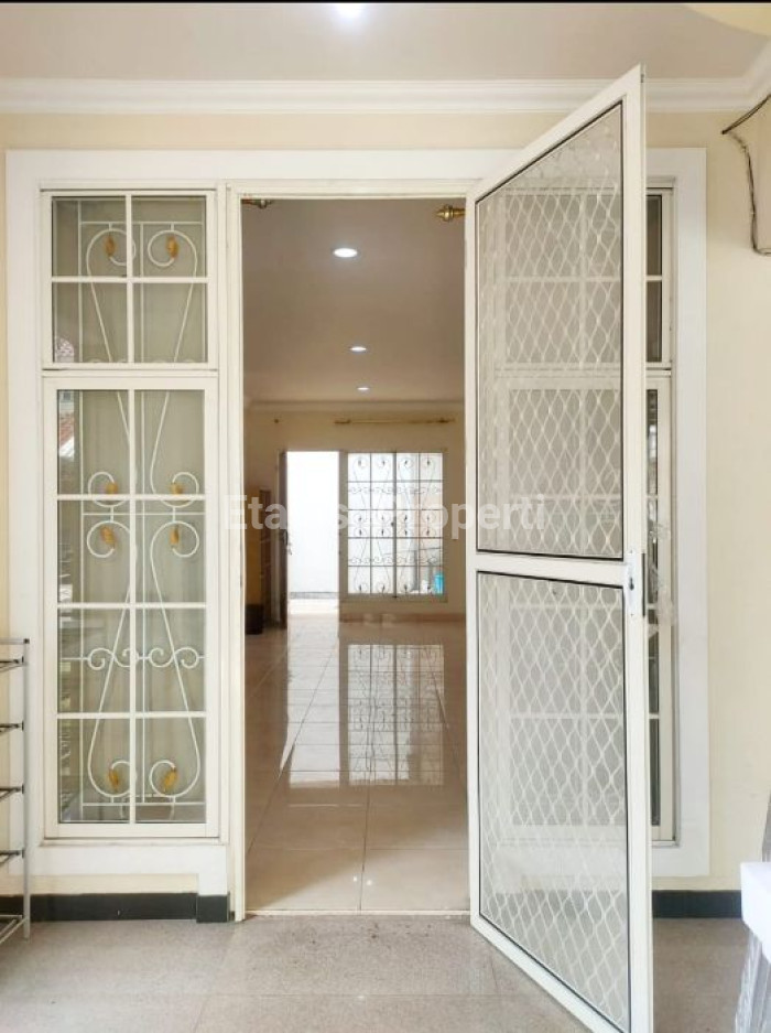 Foto properti DISEWAKAN PAKUWON CITY VIRGINIA REGENCY 3