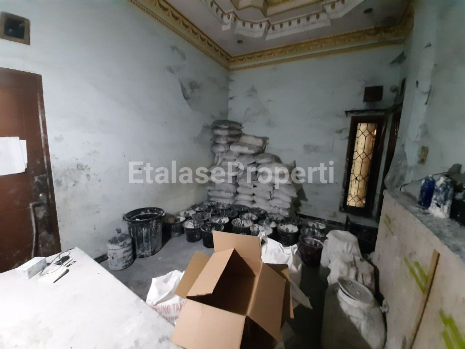 Foto properti Jual Gudang / Komersial Di Jalan Raya Domas Menganti 8