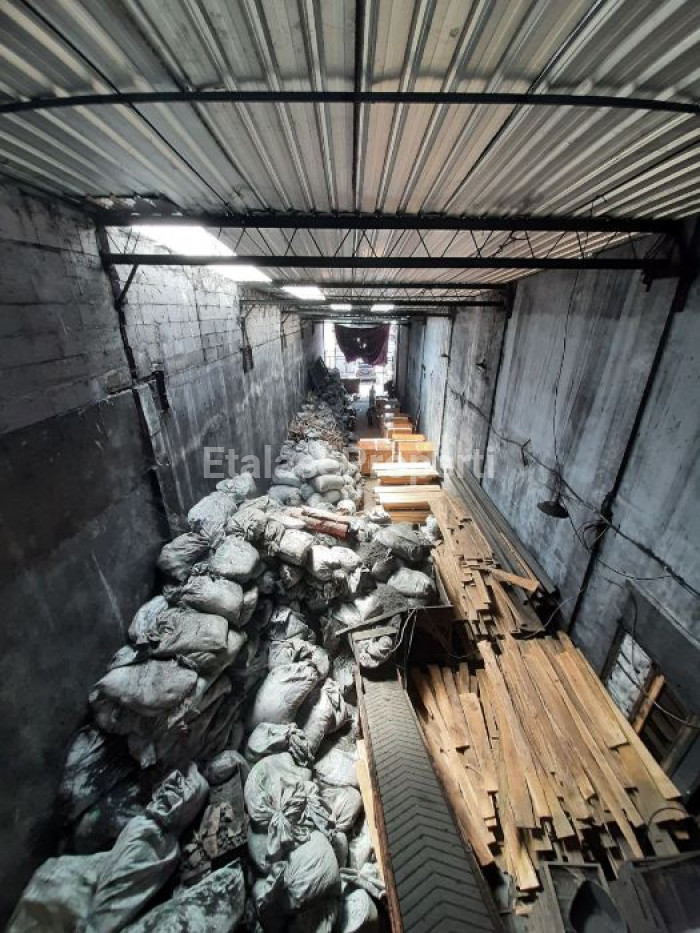 Foto properti Jual Gudang / Komersial Di Jalan Raya Domas Menganti 9