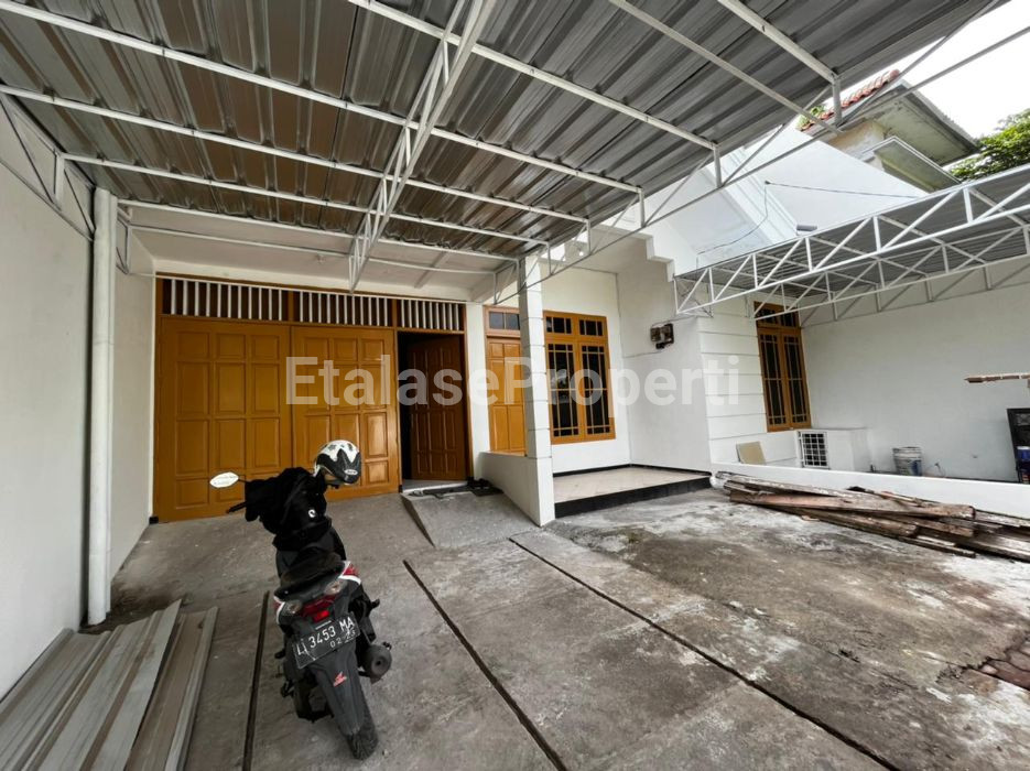 Foto properti Dijual Rumah Kost Siwalankerto Permai (dekat Petra) 2