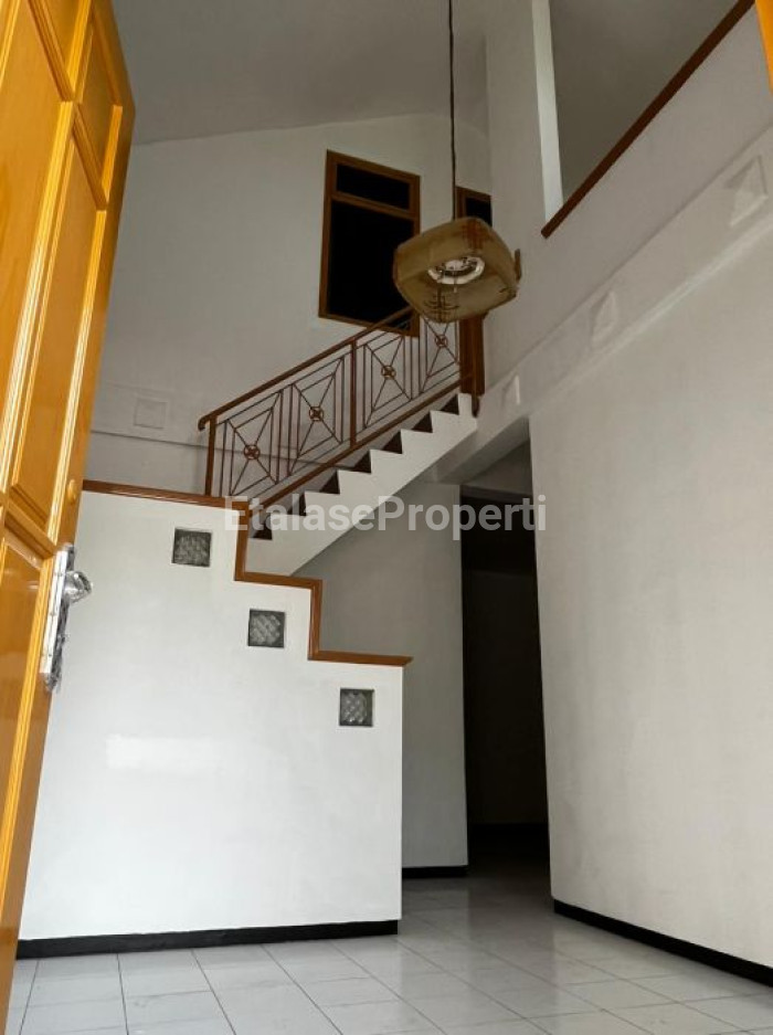 Foto properti Dijual Rumah Kost Siwalankerto Permai (dekat Petra) 4