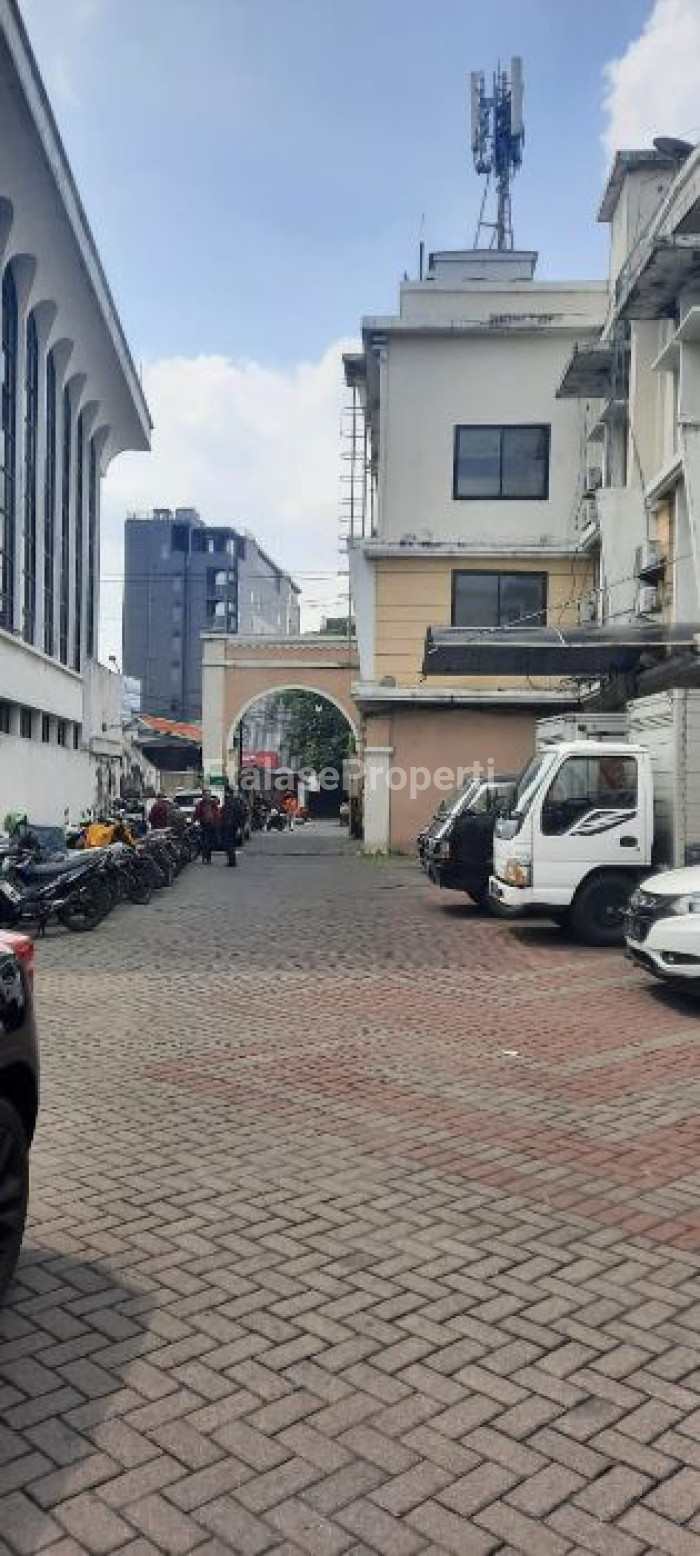 Foto properti Dijual Ruko Di Tengah Kota Surabaya 2