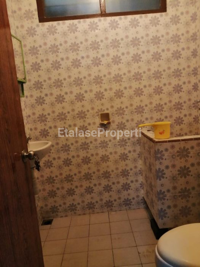Foto properti Dijual Rumah 2 Lantai Siap Huni Di Jemurandayani Surabaya 6
