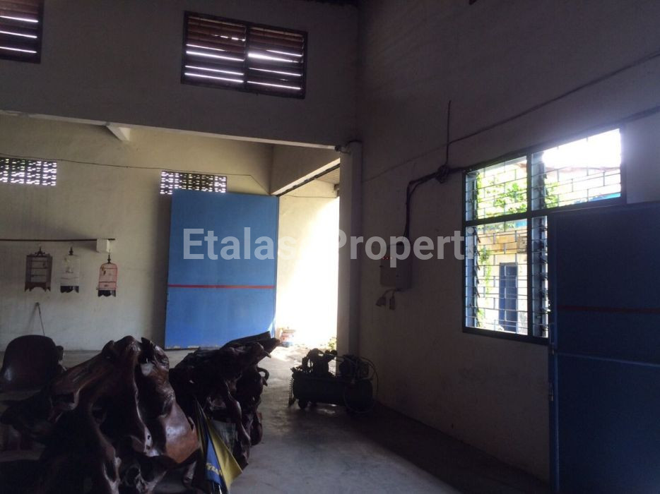 Foto properti Disewakan Cepat Gudang Ada Mess Karyawan Di Kutisari Dekat A.Yani 7