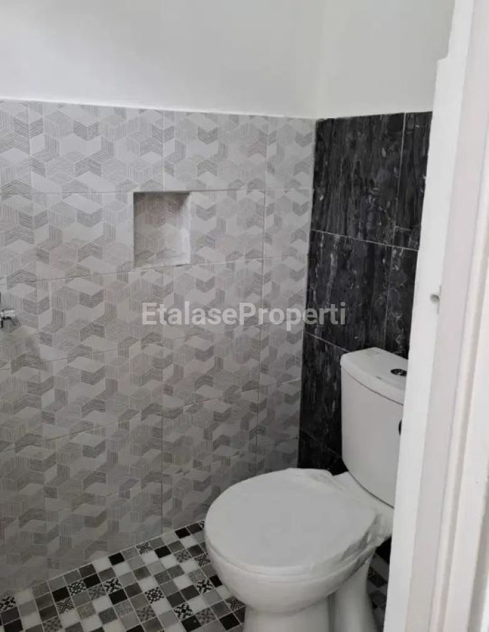 Foto properti STRATEGIS! Dijual Cepat Rumah Gubeng Kertajaya Dekat Unair Dharmahusada 3