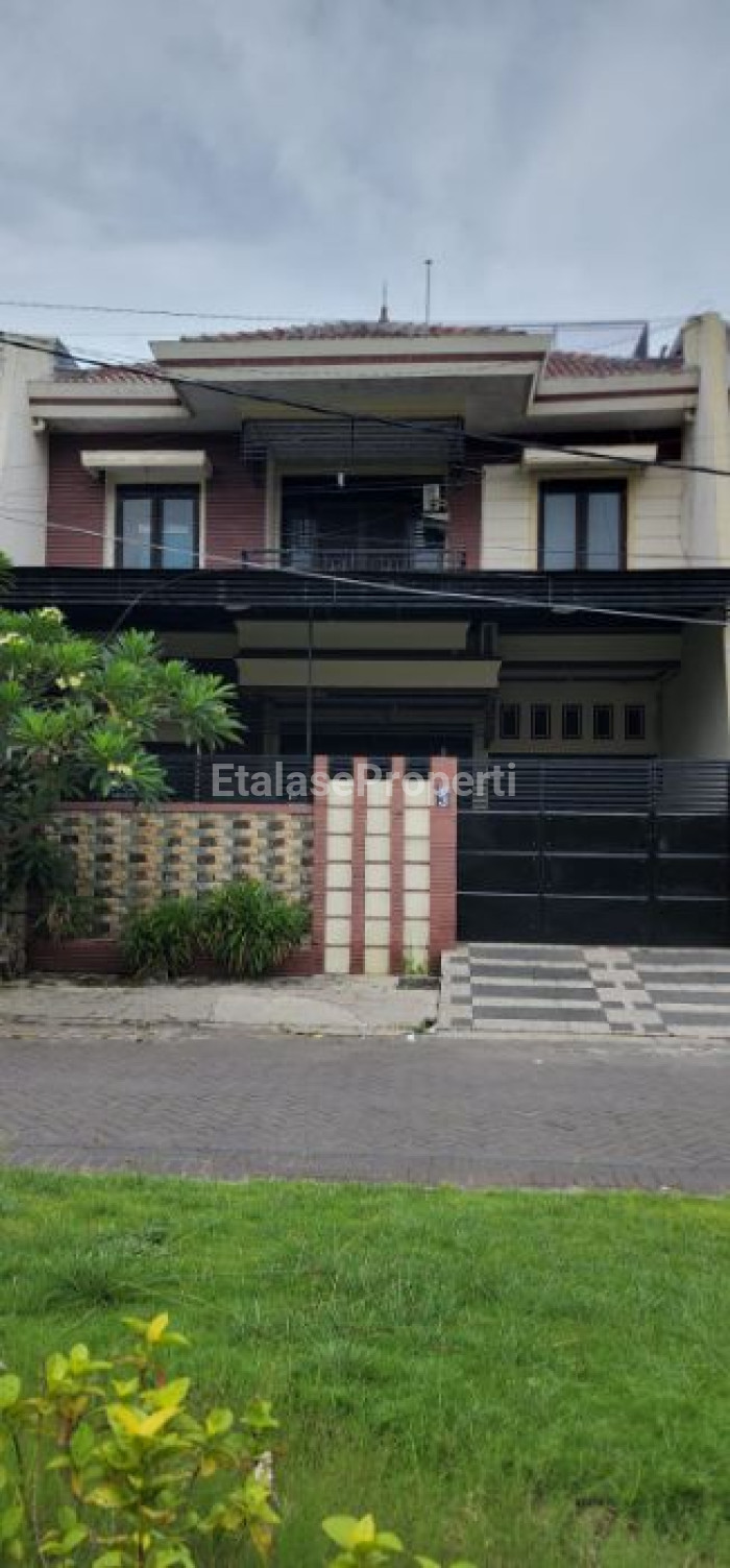 Foto properti Rumah Bagus Modern Siap Huni Di Dharmahusada Mas 1