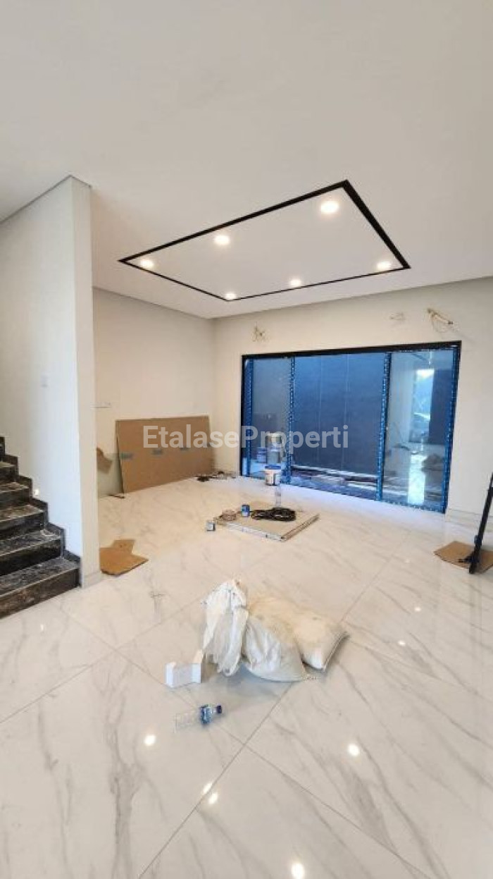 Foto properti Dijual Rumah Baru High Spec Cluster Woodland Citraland 3