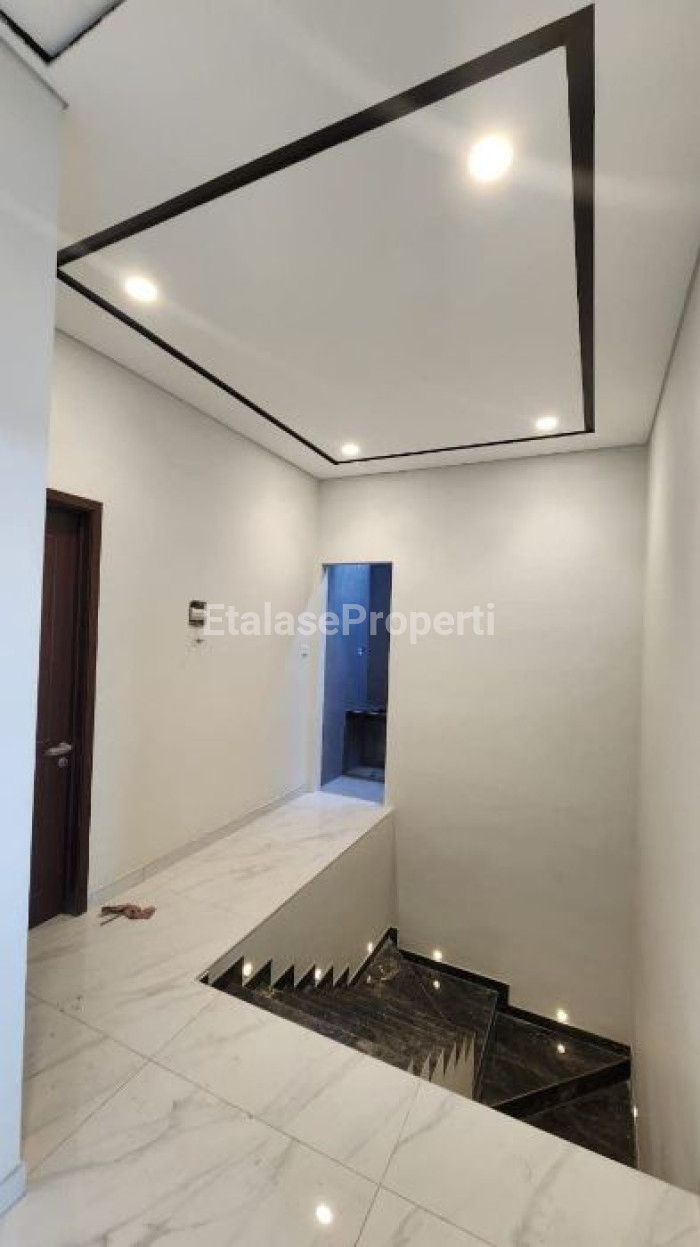 Foto properti Dijual Rumah Baru High Spec Cluster Woodland Citraland 7
