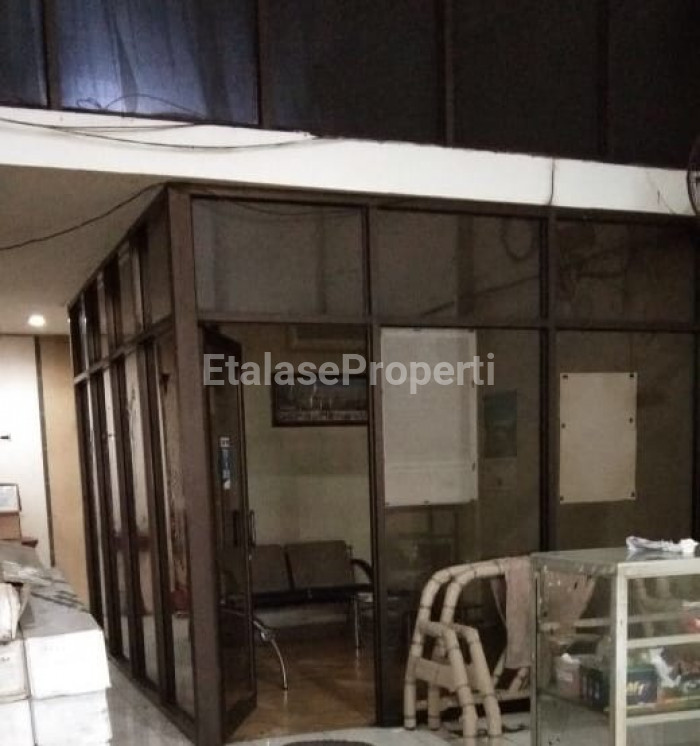 Foto properti Butuh Cepat Laku ‼️  RUKO JL.AHMAD YANI 0 JALAN RAYA KEMBAR 5