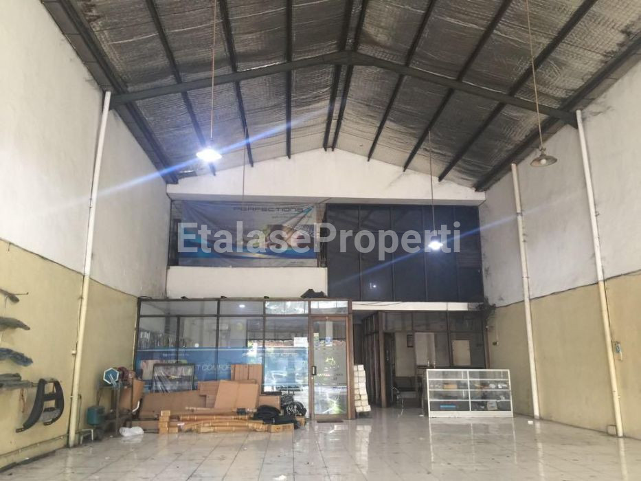 Foto properti Butuh Cepat Laku ‼️  RUKO JL.AHMAD YANI 0 JALAN RAYA KEMBAR 2