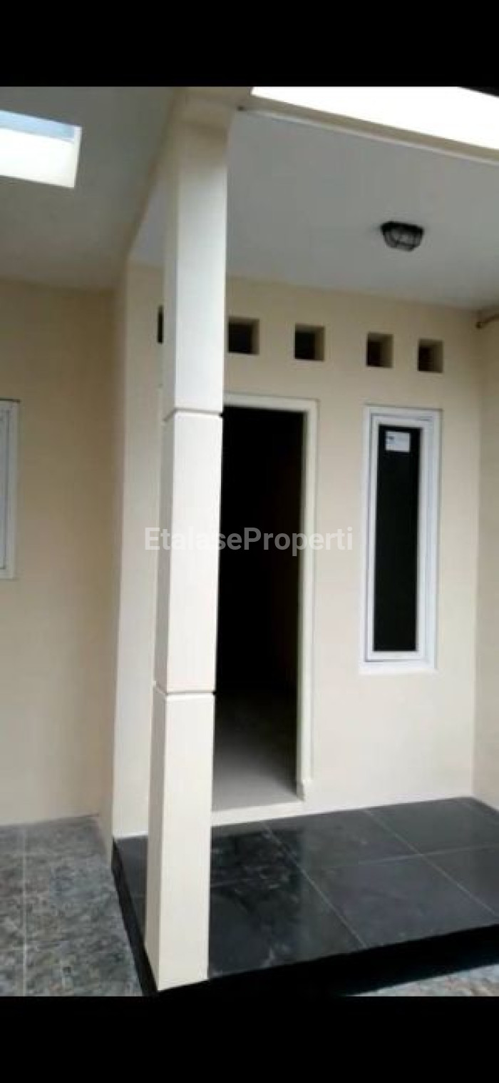Foto properti STRATEGIS! Dijual Rumah Kalikepiting Jaya Siap Huni Dekat Gubeng Kalijudan 2
