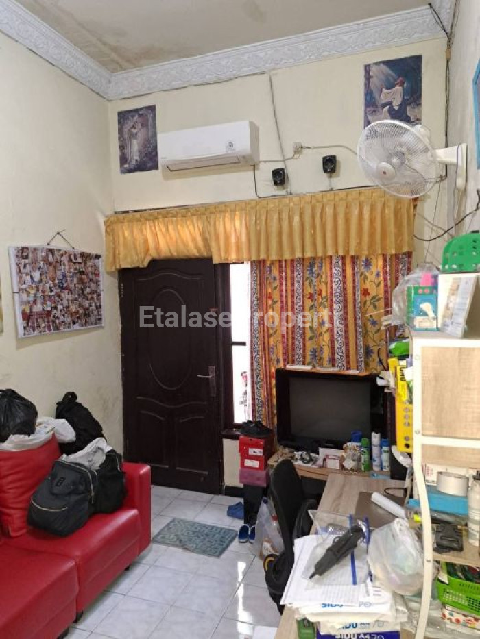 Foto properti Dijual Cepat! Rumah Ploso Timur 4 Bedroom Dekat Kalijudan 3