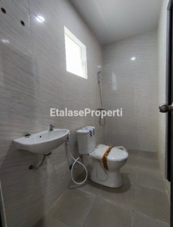 Foto properti DISEWAKAN  RUMAH BARU GRESS EASTERN PARK TYPE BELLEA 6