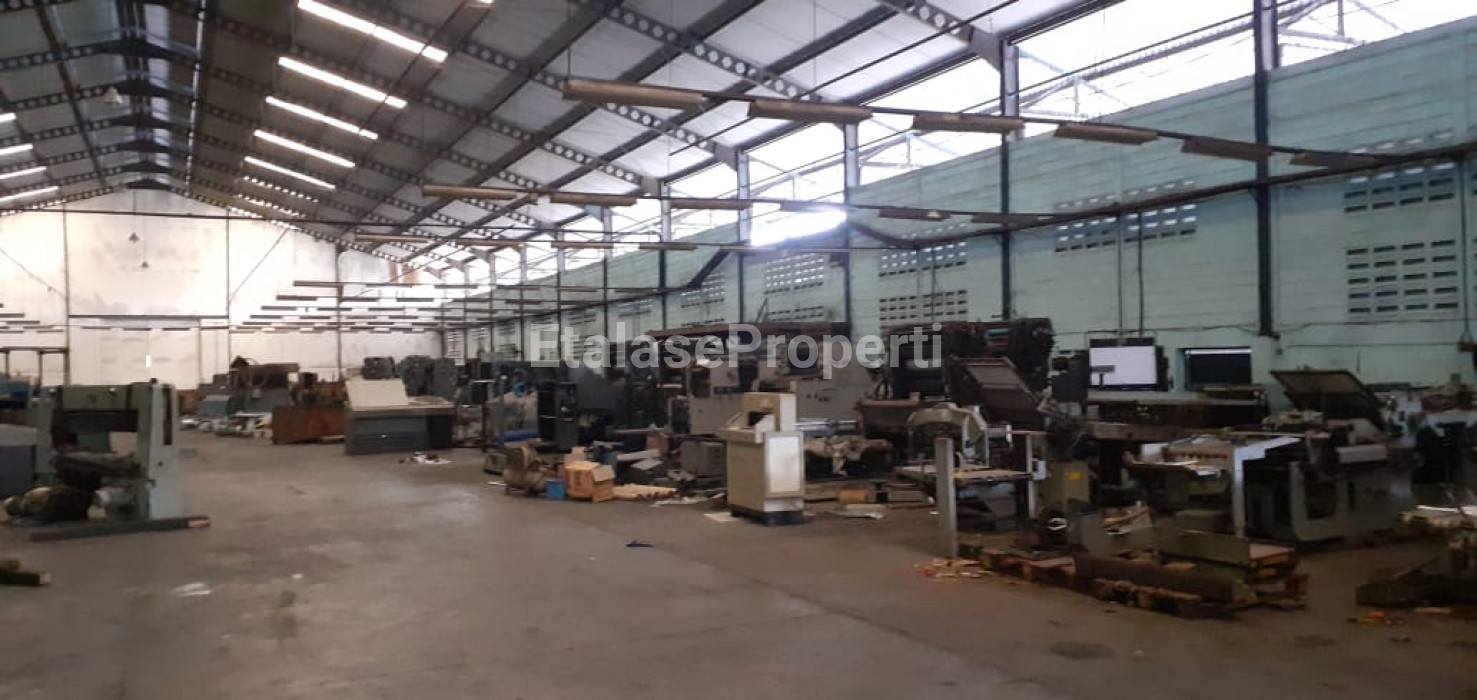 Foto properti Dijual Gudang BU Raya Margomulyo 3