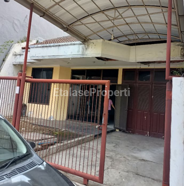 Foto properti Dijual Rumah Simpang Darmo Permai Selatan 2