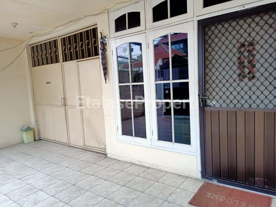 Foto properti DIJUAL CEPAT Darmo Harapan Utara 2