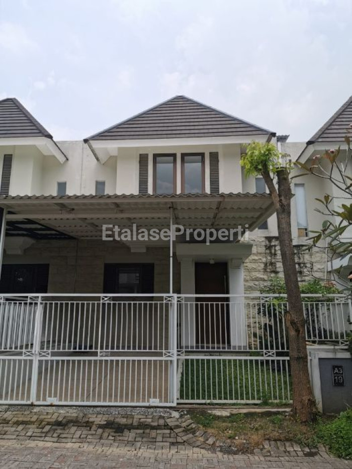 Foto properti Disewakan Rumah Taman Puspa Raya 2