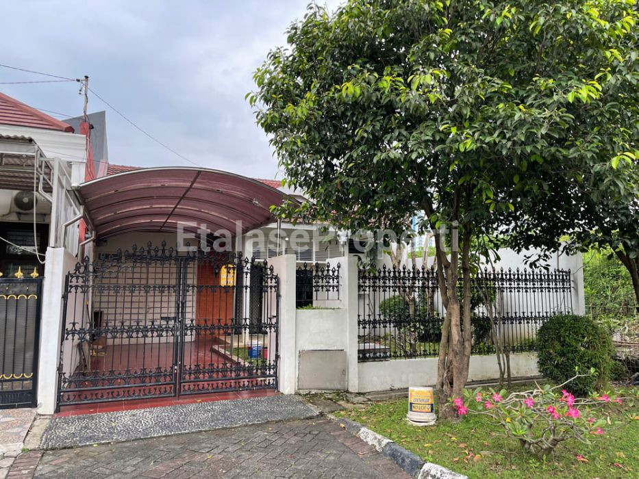 Foto properti Dijual Rumah Darmo Sentosa Raya (DSR) Surabaya Barat 1