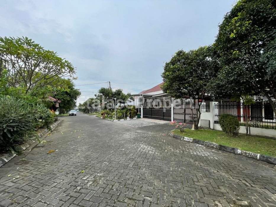 Foto properti Dijual Rumah Darmo Sentosa Raya (DSR) Surabaya Barat 5