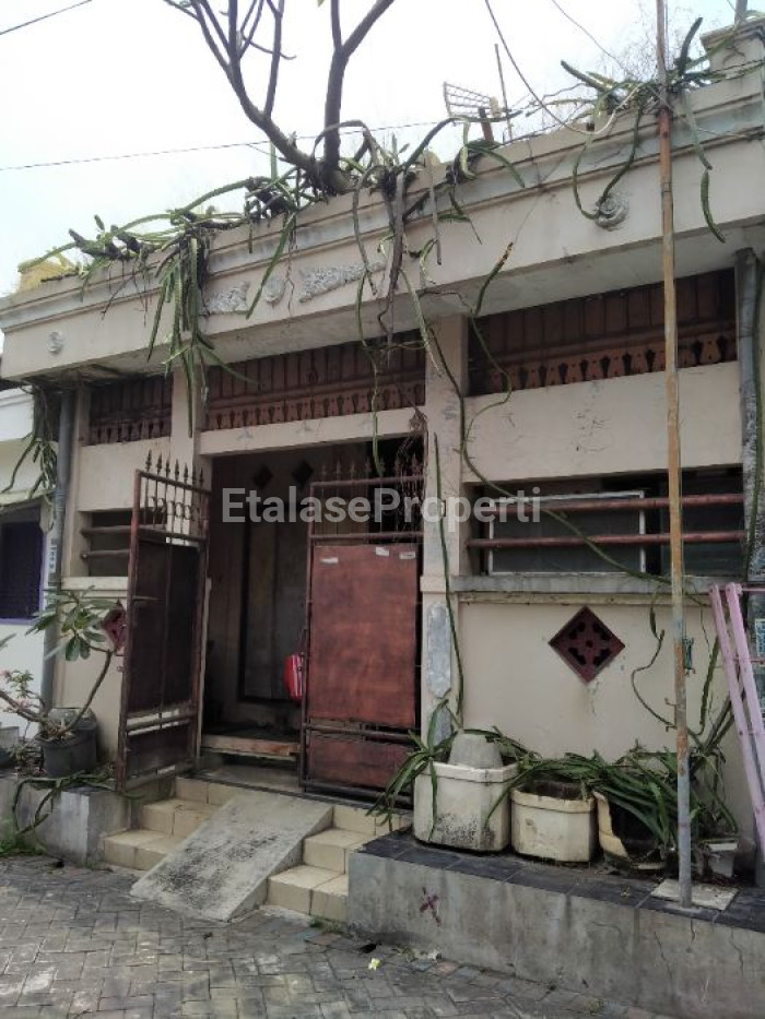 Foto properti Dijual Rumah Tengah Kota Di Krembangan Surabaya 1