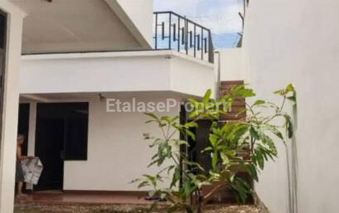 Foto properti Di Jual Rumah Di Dharmahusada Indah Barat 7