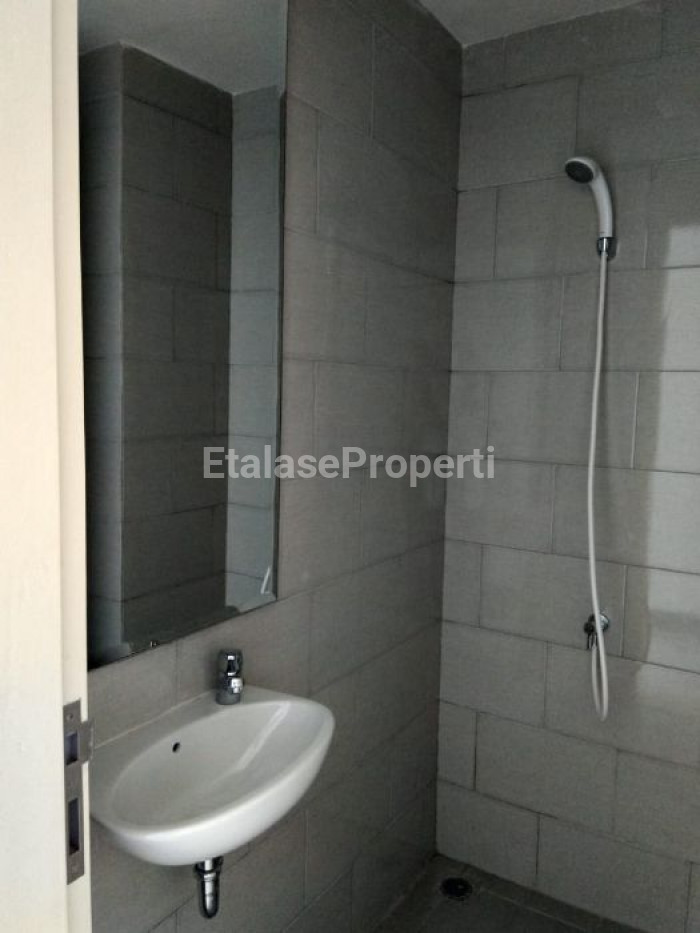 Foto properti Dijual Apartemen Anderson Tower A Murah Swimming Pool View + City View Lantai Rendah 2