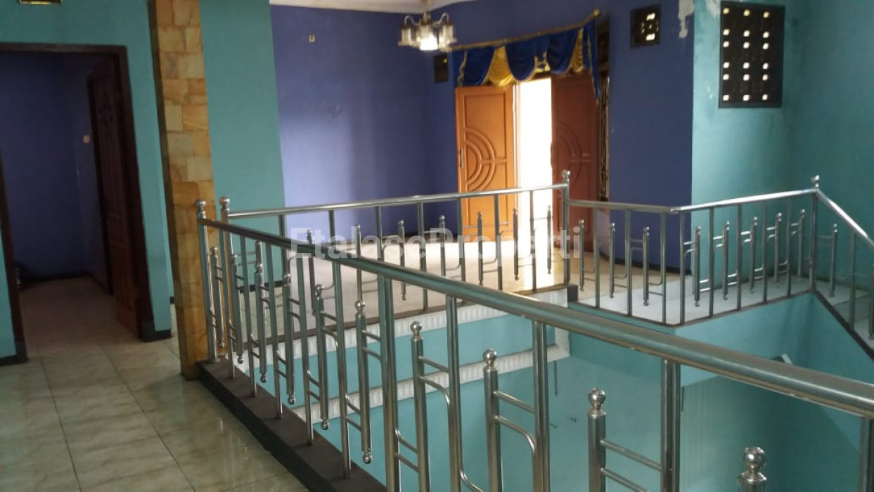Foto properti Dijual CEPAT RUMAH HOOK PERUM BUMI SUKO INDAH SIDOARJO 2