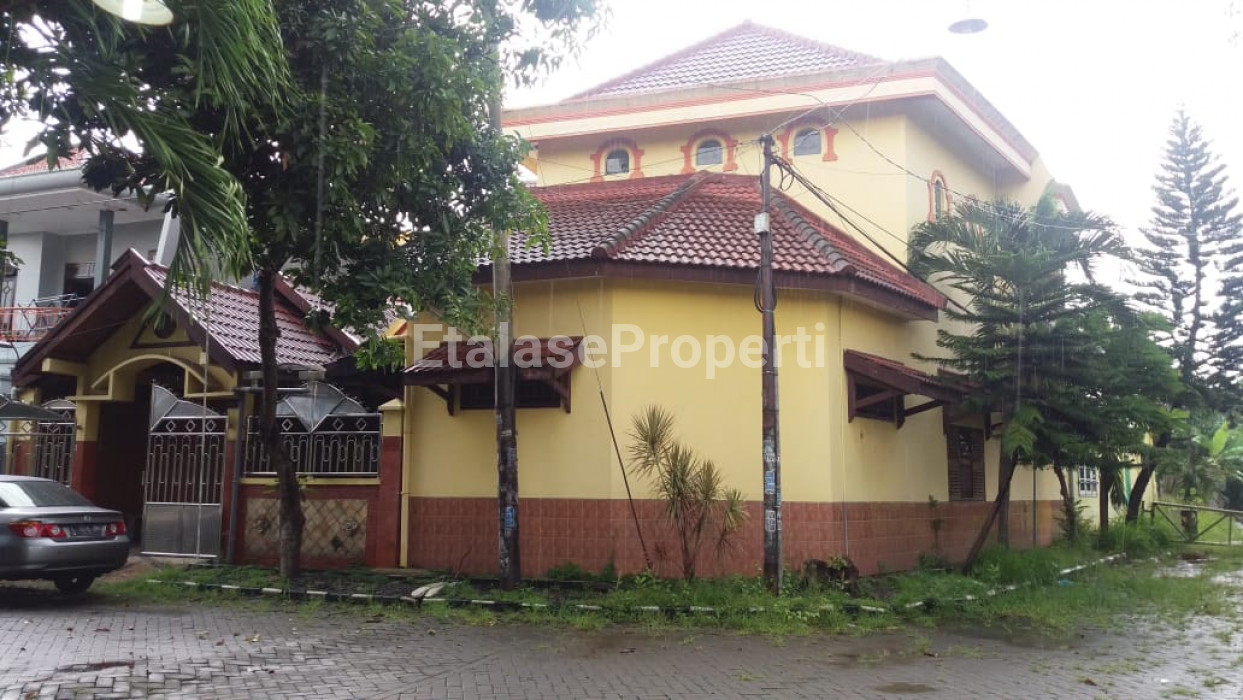 Foto properti Dijual CEPAT RUMAH HOOK PERUM BUMI SUKO INDAH SIDOARJO 3