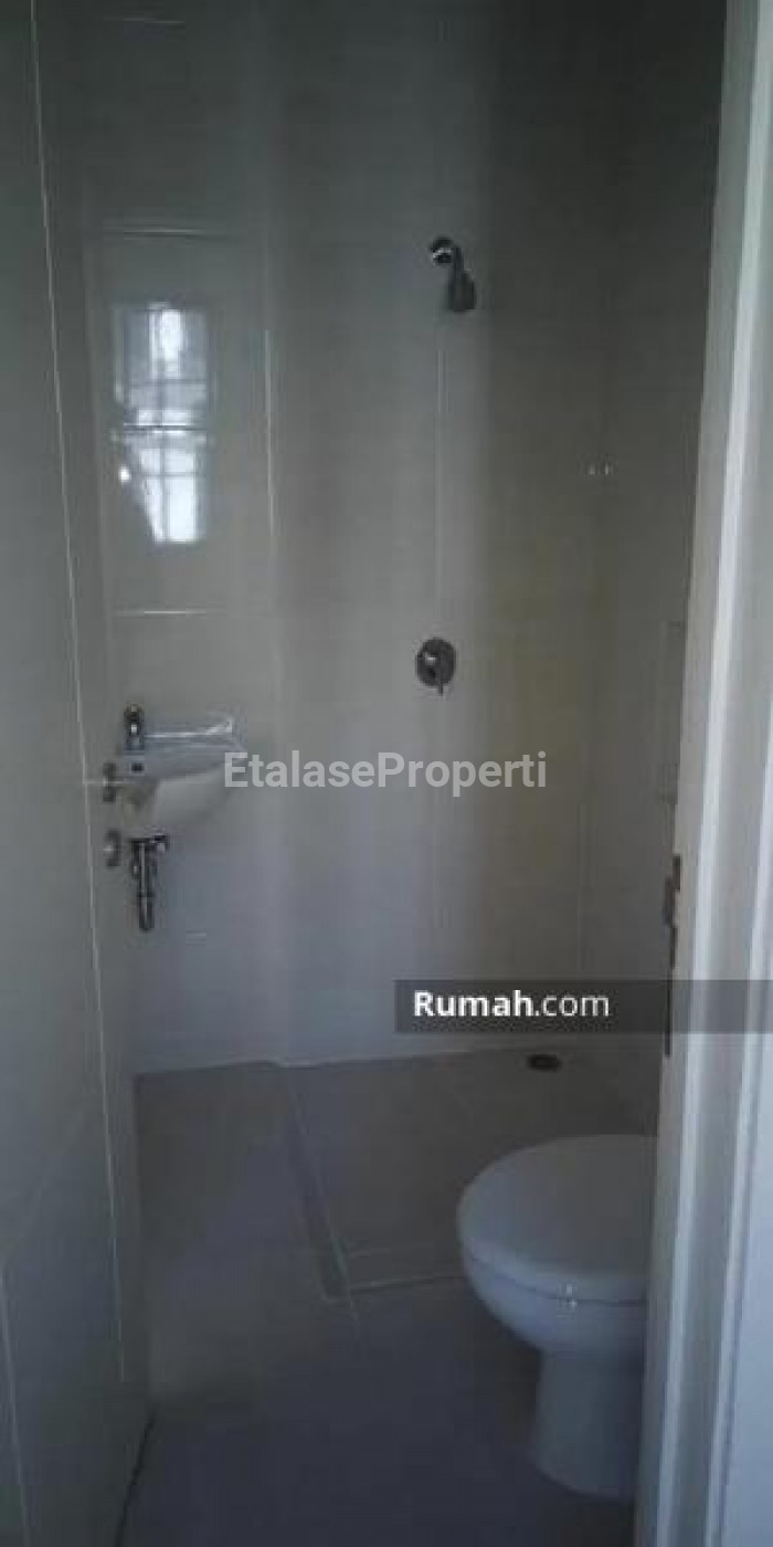 Foto properti Dijual Rumah Grand Harvest Caspia Karangpilang Kota Surabaya . 6