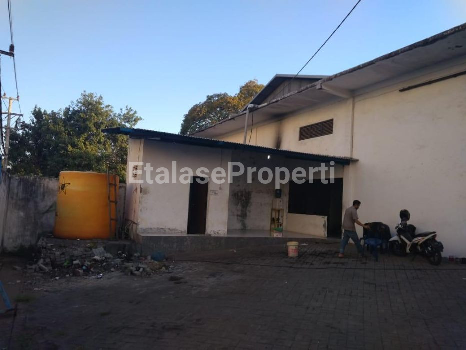 Foto properti Pergudangan & Industri Kebomas 3