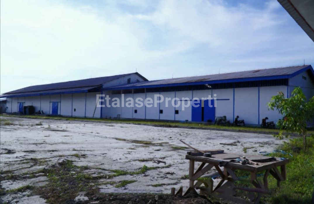 Foto properti Dijual Gudang Di Jl. Ahmad Yani Kebondalem 2