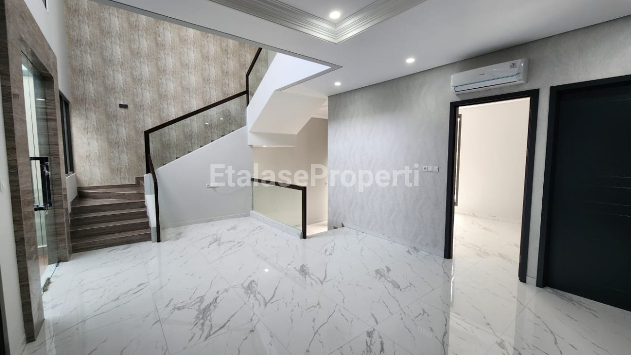 Foto properti Taman Puspa Raya 2
