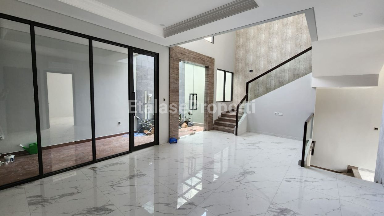 Foto properti Taman Puspa Raya 5