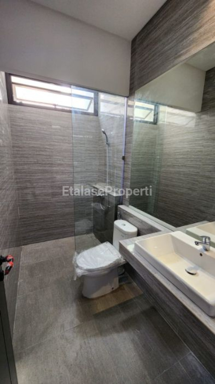 Foto properti Taman Puspa Raya 7