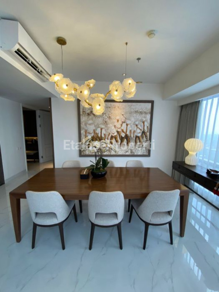 Foto properti DIJUAL Apartemen LAVIZ Fully Furnish Tinggal Bawa Koper Lantai 8 1