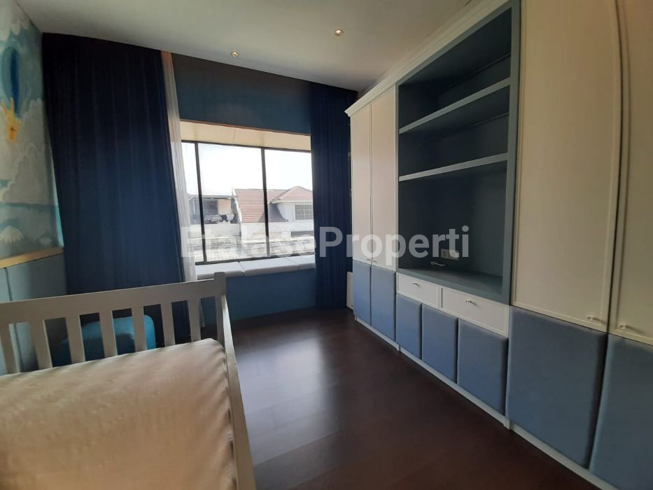 Foto properti Jual Rumah Full Furnish Darmo Permai Timur 5