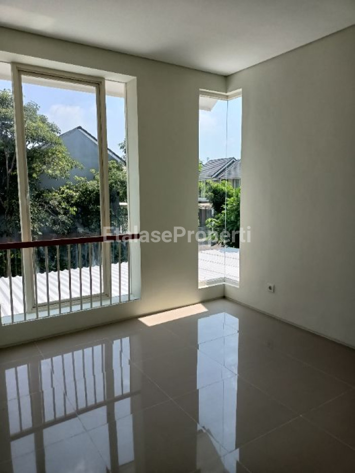 Foto properti Disewakan Rumah Northwest Park ND 3 (kanopi + AC) 9