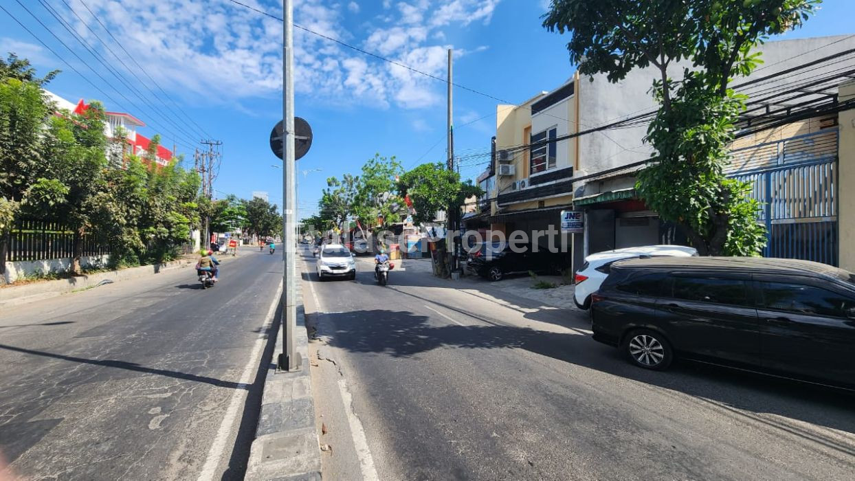 Foto properti Dijual Ruko 0 Jalan Raya Rungkut 3