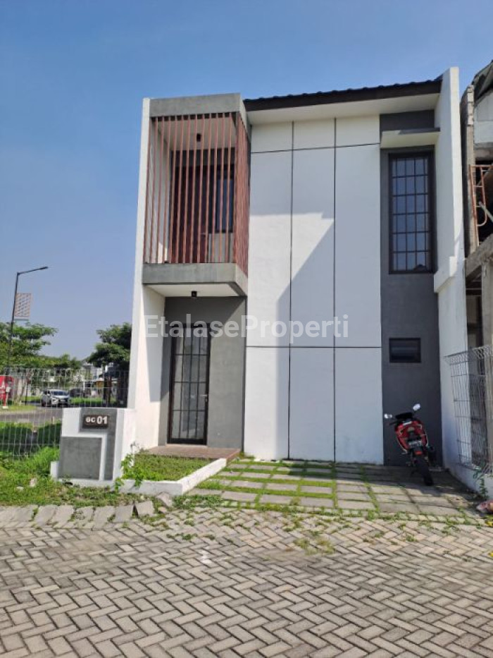 Foto properti Disewakan Ruko 2 Lantai 3