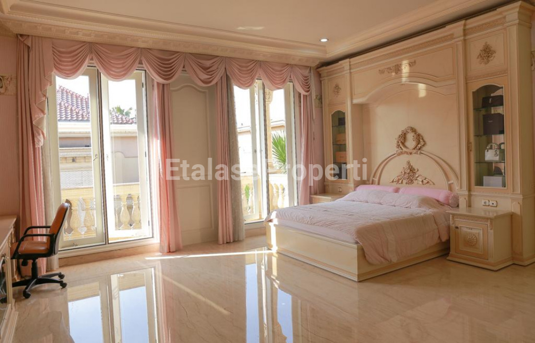 Foto properti RUMAH MEWAH SEMI EROPA CLASSIC MODERN VILLA BUKIT REGENCY 5