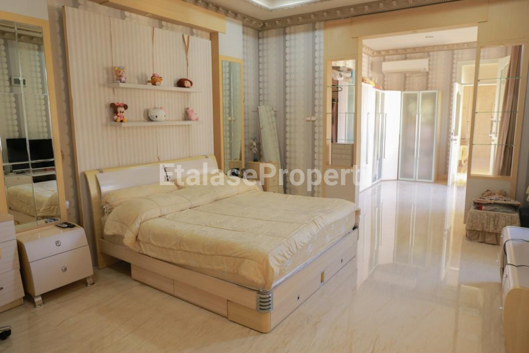 Foto properti RUMAH MEWAH SEMI EROPA CLASSIC MODERN VILLA BUKIT REGENCY 9