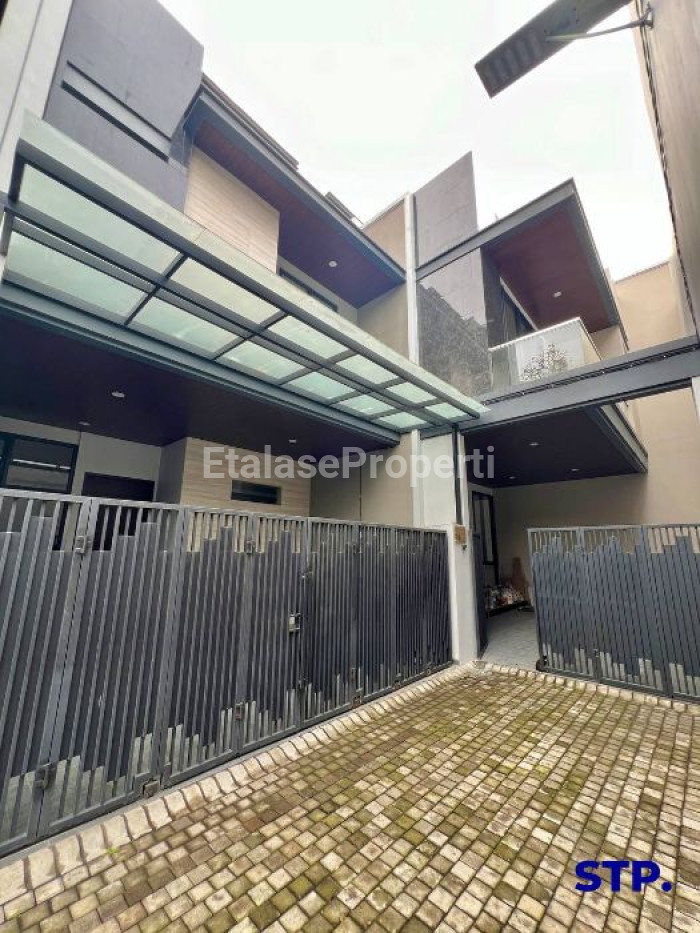 Foto properti 3 Unit! Townhouse Mewah 3 Lantai Di Pakis Tirtoasri Tipe Typical 1