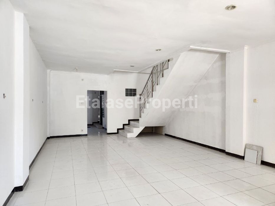 Foto properti DISEWAKAN Ruko 3 Lantai  SIAP PAKAI 5